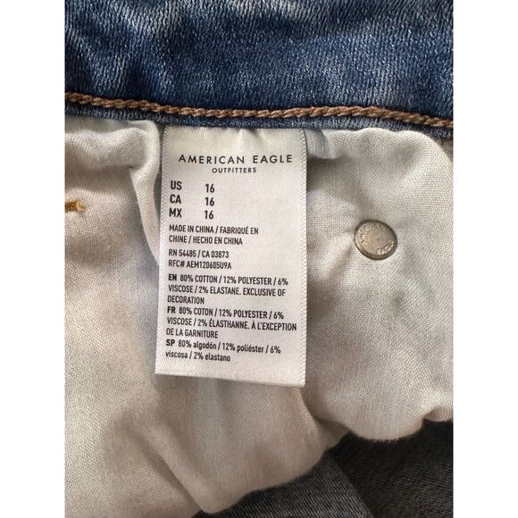 American Eagle Next Level Stretch Hi-Rise Shortie Shorts Distressed Plus Size 16 - Picture 4 of 5